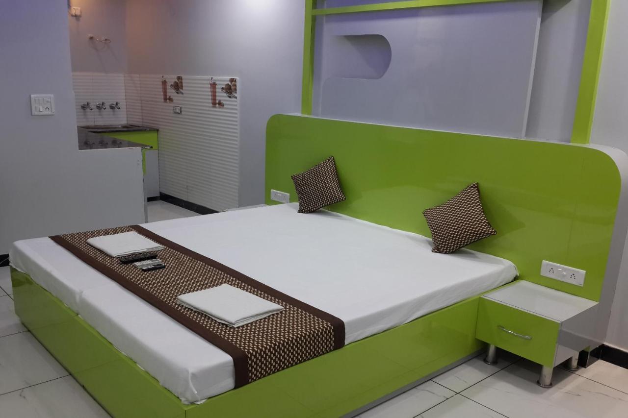 Oyo 86669 Arnav Residency Otel Yeni Delhi Dış mekan fotoğraf
