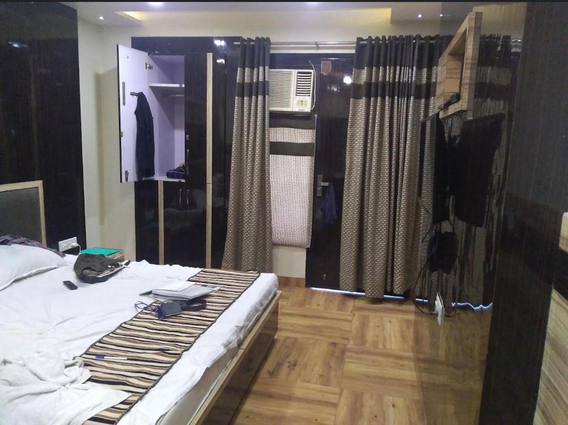 Oyo 86669 Arnav Residency Otel Yeni Delhi Dış mekan fotoğraf