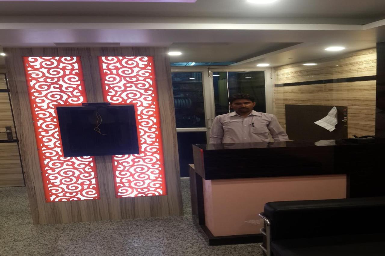 Oyo 86669 Arnav Residency Otel Yeni Delhi Dış mekan fotoğraf
